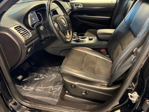 Used 2020 Jeep Grand Cherokee Altitude image 7