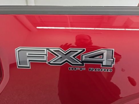 Used 2025 Ford F150 King Ranch w/ FX4 Off-Road Package AWD/4WD image 19