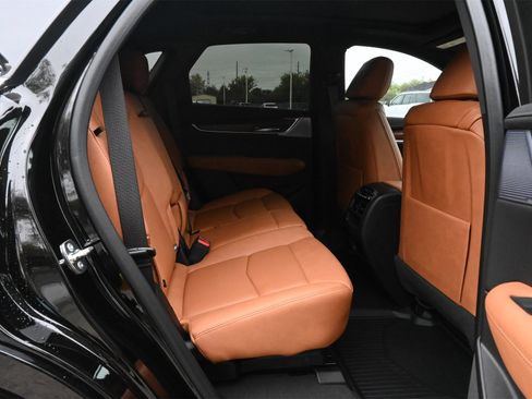 New 2026 Cadillac XT5 Premium Luxury w/ Driver Assist Package image 24