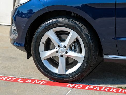 Used 2017 Mercedes-Benz GLE 350 w/ Premium 1 Package image 54