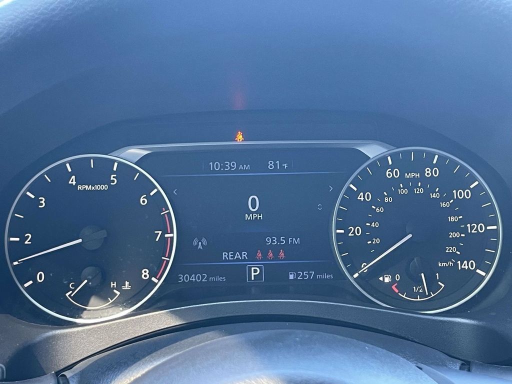 Used 2024 Nissan Altima 2.5 SV FWD image 21