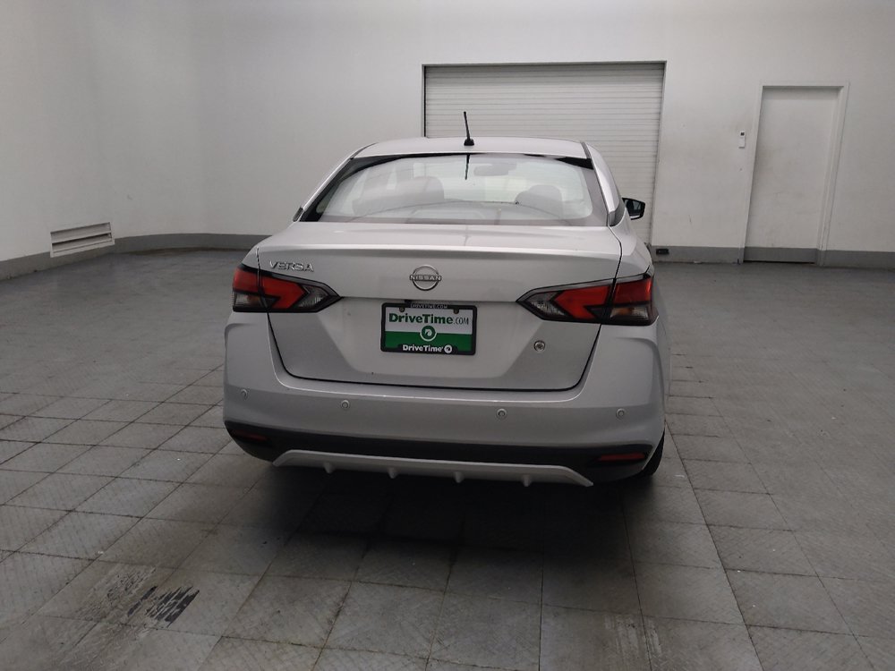 Used 2025 Nissan Versa S FWD image 7