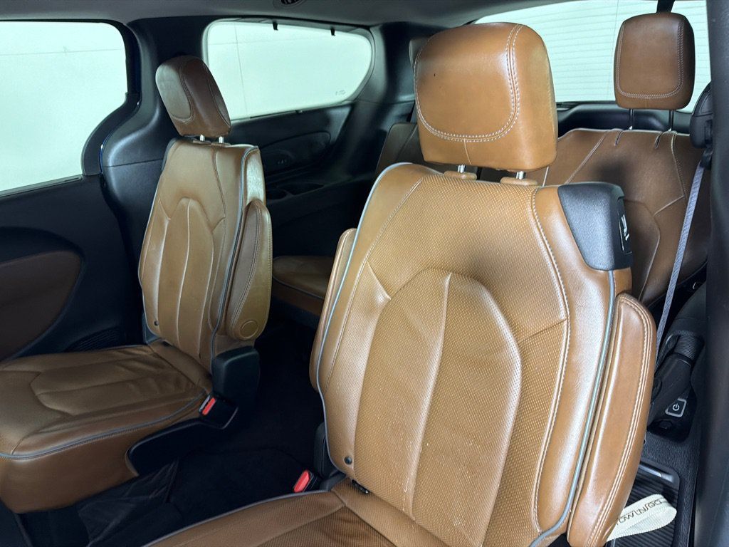 Used 2019 Chrysler Pacifica Limited FWD image 20