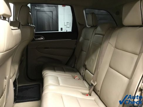Used 2014 Jeep Grand Cherokee Overland AWD/4WD image 32