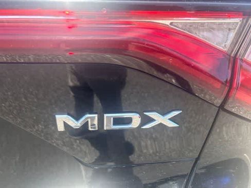 Used 2023 Acura MDX SH-AWD w/ Advance Package image 11
