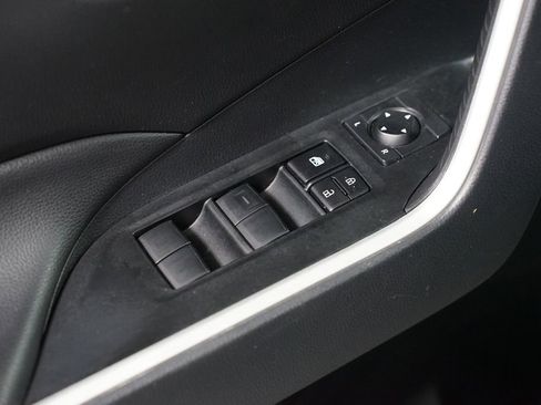 Certified 2025 Toyota RAV4 LE image 29