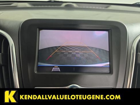 Used 2021 Chevrolet Equinox LT AWD/4WD image 17