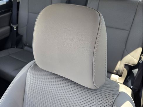 Used 2023 Lexus GX 460 Premium AWD/4WD image 21
