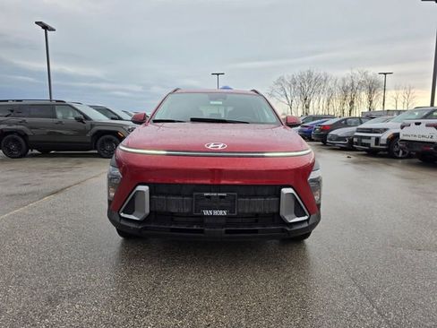 Certified 2025 Hyundai Kona SEL image 8
