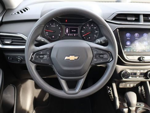 Used 2023 Chevrolet TrailBlazer LT w/ Convenience Package image 16