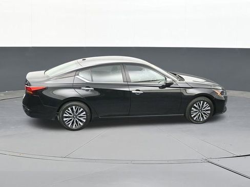 Used 2024 Nissan Altima 2.5 SV image 62