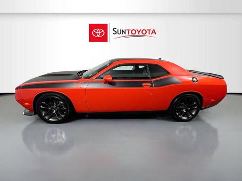 Used 2023 Dodge Challenger R/T w/ T/A Package image 7