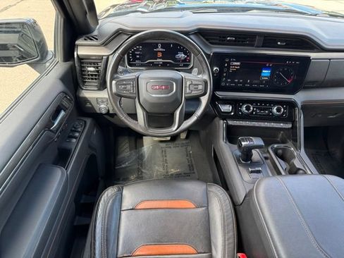Certified 2023 GMC Sierra 1500 AT4 w/ AT4 Premium Package AWD/4WD image 10