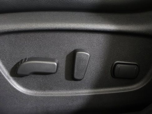 Used 2022 Nissan Rogue Sport SV w/ Technology Package image 32