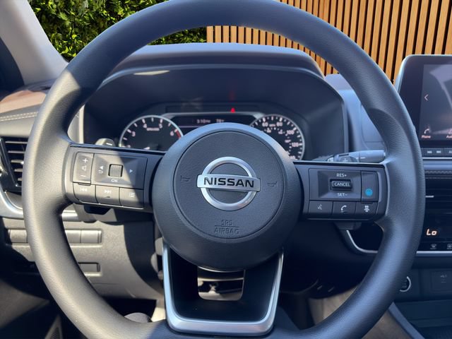 Used 2021 Nissan Rogue SV AWD/4WD image 18