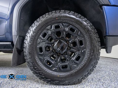 Used 2023 GMC Sierra 2500 AT4 w/ AT4 Preferred Package AWD/4WD image 47