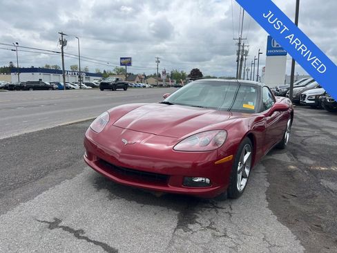 Used 2011 Chevrolet Corvette Coupe w/ Preferred Equipment Group RWD image 1