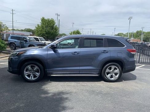 Used 2017 Toyota Highlander Limited FWD image 5