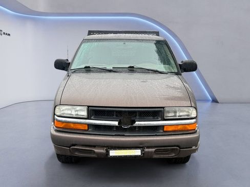 Used 1999 Chevrolet S10 Pickup LS w/ Preferred Equipment Group image 8