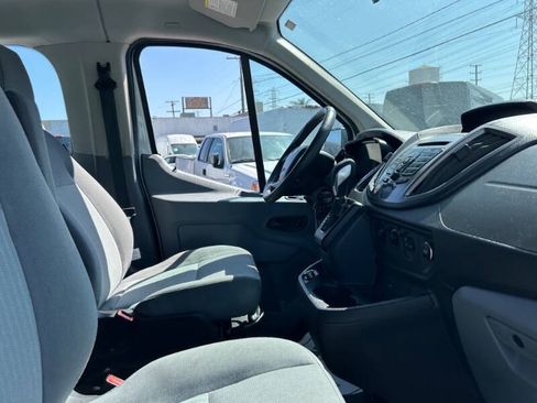 Used 2019 Ford Transit 350 XLT RWD image 9