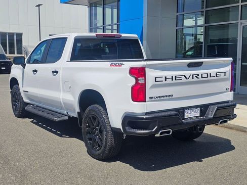 New 2026 Chevrolet Silverado 1500 LT Trail Boss w/ LT Trail Boss Premium Package AWD/4WD image 3