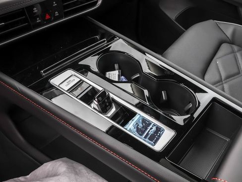 New 2026 Volkswagen Atlas Peak Edition AWD/4WD image 32