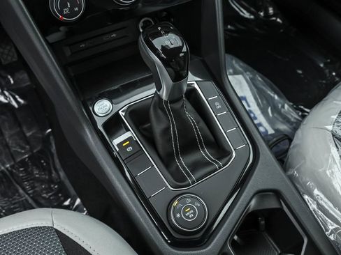 New 2026 Volkswagen Taos S AWD/4WD image 28