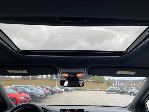 Used 2023 Honda Odyssey Sport image 27