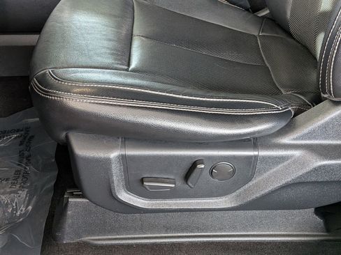 Used 2019 Ford F150 Lariat w/ Equipment Group 502A Luxury image 12