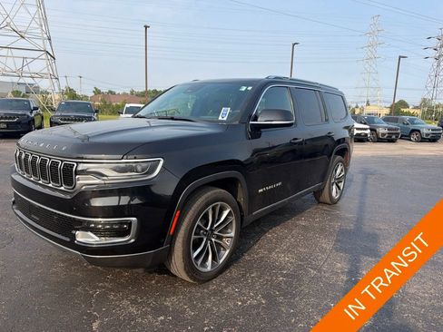Certified 2022 Jeep Wagoneer Series III w/ Premium Group I AWD/4WD image 1