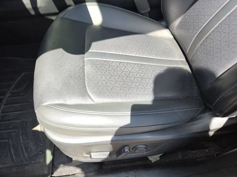 Used 2023 Kia Sorento EX FWD image 6