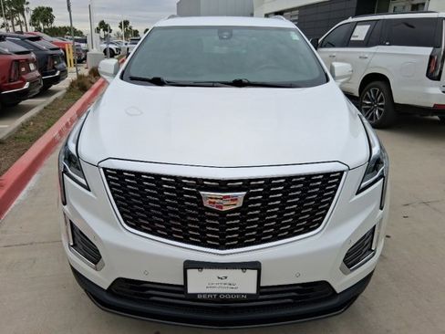 Used 2024 Cadillac XT5 Luxury image 2