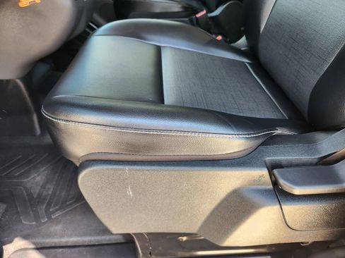 Used 2024 Ford Transit 250 148 Medium Roof RWD image 19