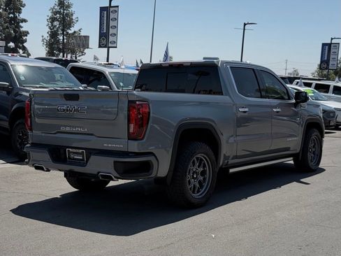 Used 2021 GMC Sierra 1500 Denali w/ Denali Ultimate Package AWD/4WD image 8