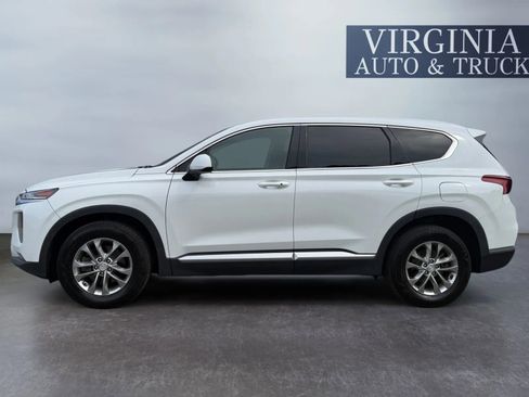 Used 2019 Hyundai Santa Fe SEL w/ Cargo Package AWD/4WD image 2