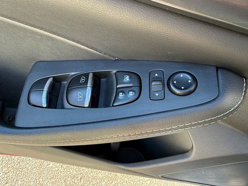 Used 2023 Nissan Maxima Platinum w/ Sport Mat Group image 13