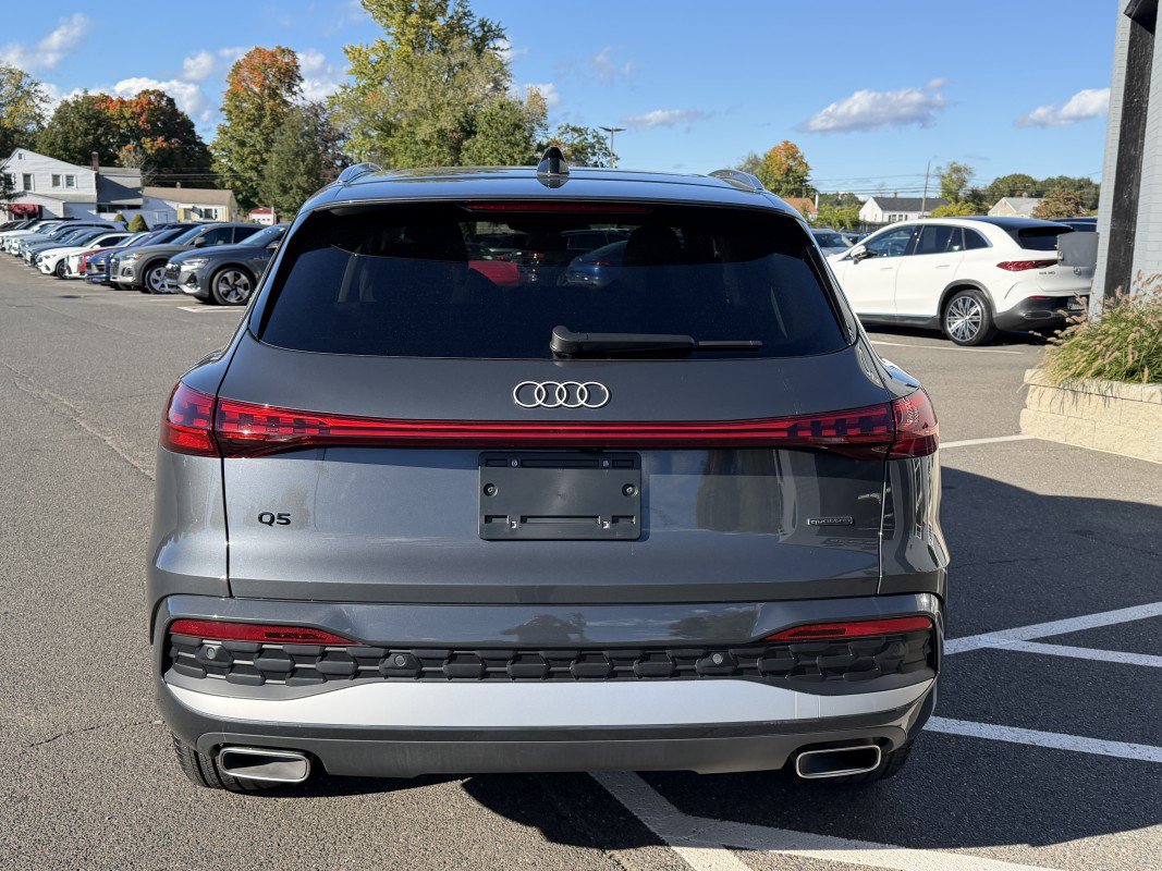 Used 2025 Audi Q5 Premium Plus AWD/4WD image 9