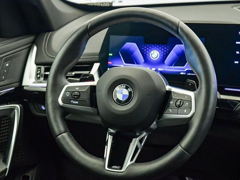 Used 2025 BMW X1 xDrive28i w/ M Sport Package image 13