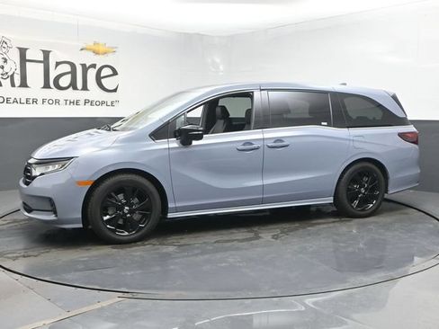 Used 2023 Honda Odyssey Sport image 32