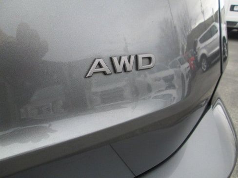 Used 2025 Nissan Rogue SV image 7