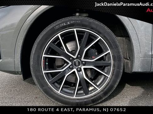 Used 2023 Audi SQ5 Premium Plus w/ Premium Plus Package image 8
