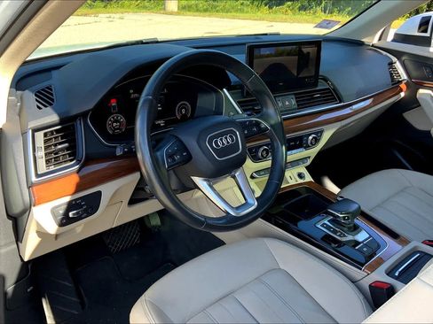 Used 2021 Audi Q5 2.0T Premium Plus AWD/4WD image 18