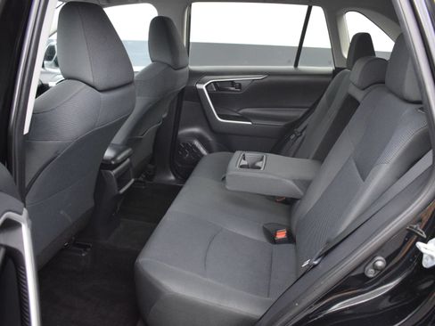 Used 2019 Toyota RAV4 LE w/ All Weather Liner Package AWD/4WD image 12