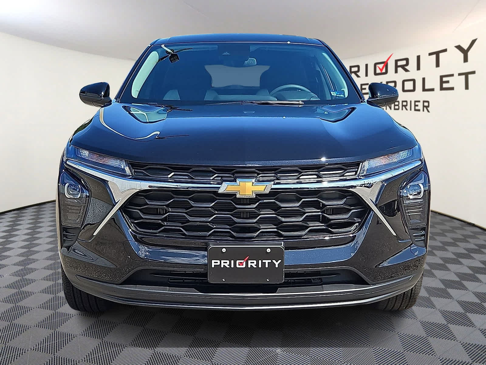New 2026 Chevrolet Trax LS w/ LS Convenience Package FWD image 2