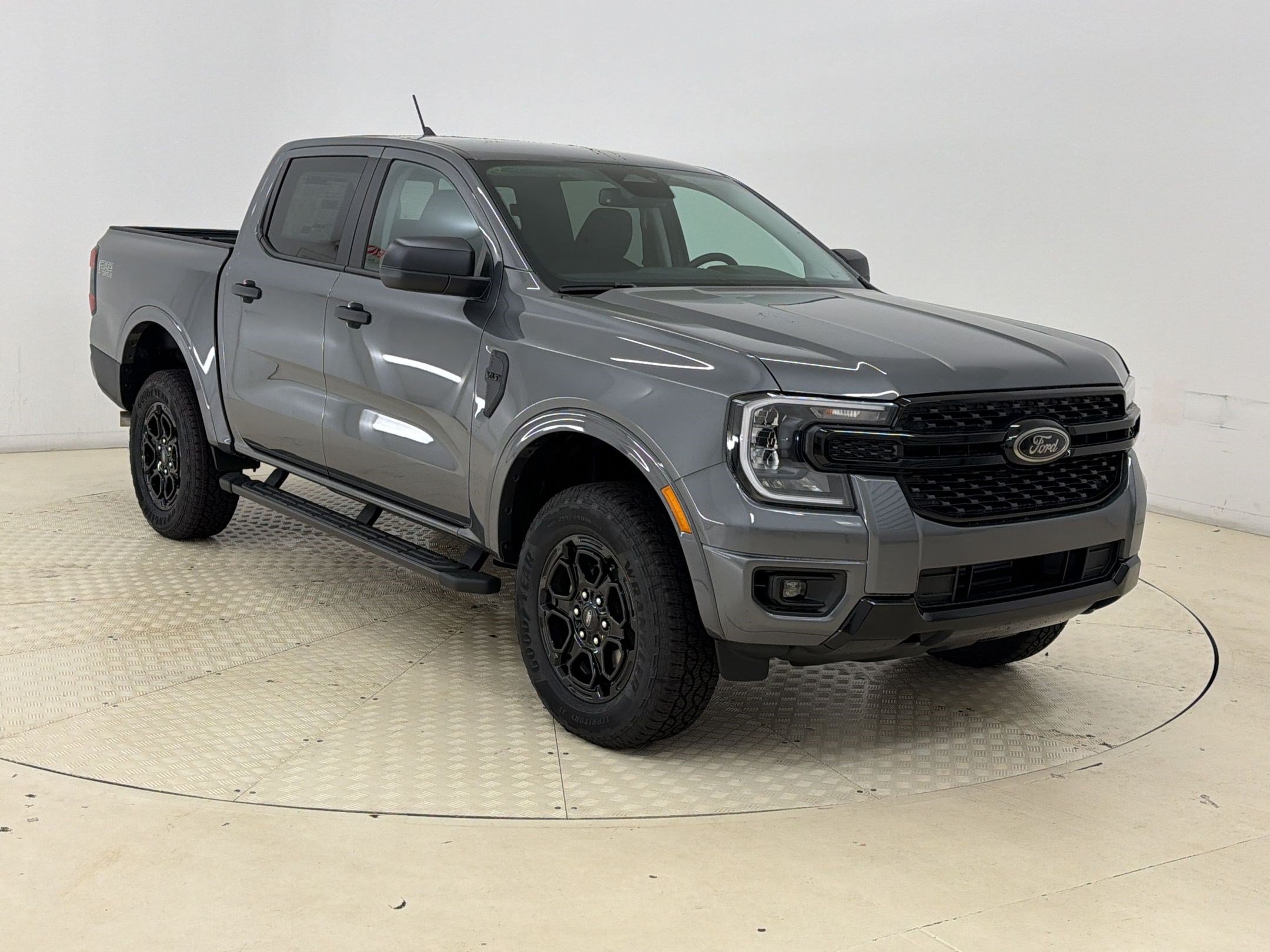 New 2026 Ford Ranger XLT w/ Equipment Group 301A High AWD/4WD image 7