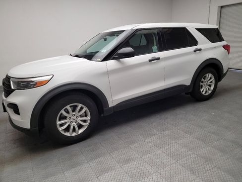 Used 2021 Ford Explorer 2WD image 2