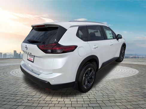 New 2026 Nissan Rogue SV w/ SV Premium Package image 4