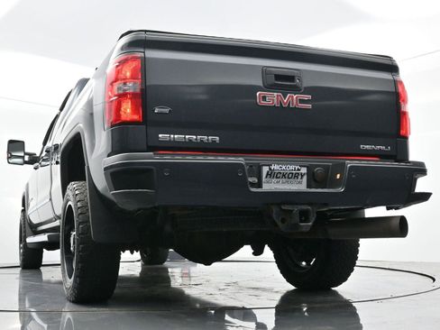 Used 2018 GMC Sierra 2500 Denali w/ Duramax Plus Package image 47