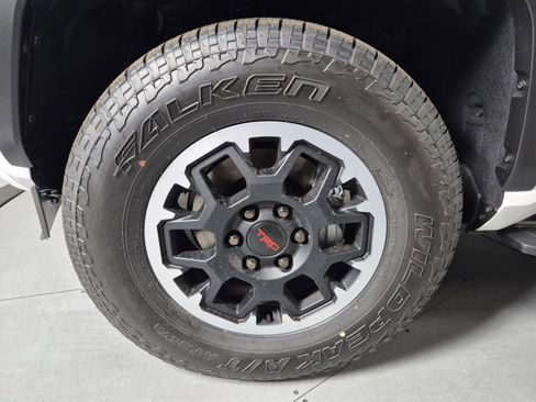 New 2026 Toyota 4Runner 4WD image 10