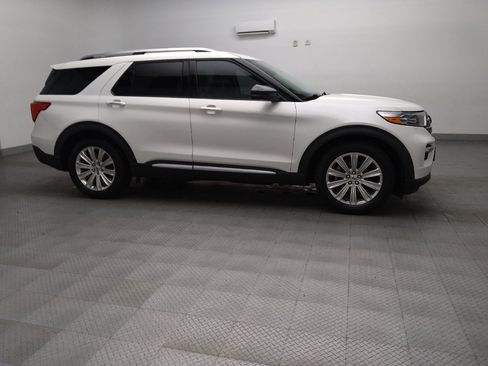 Used 2021 Ford Explorer Limited w/ Equipment Group 301A RWD image 11